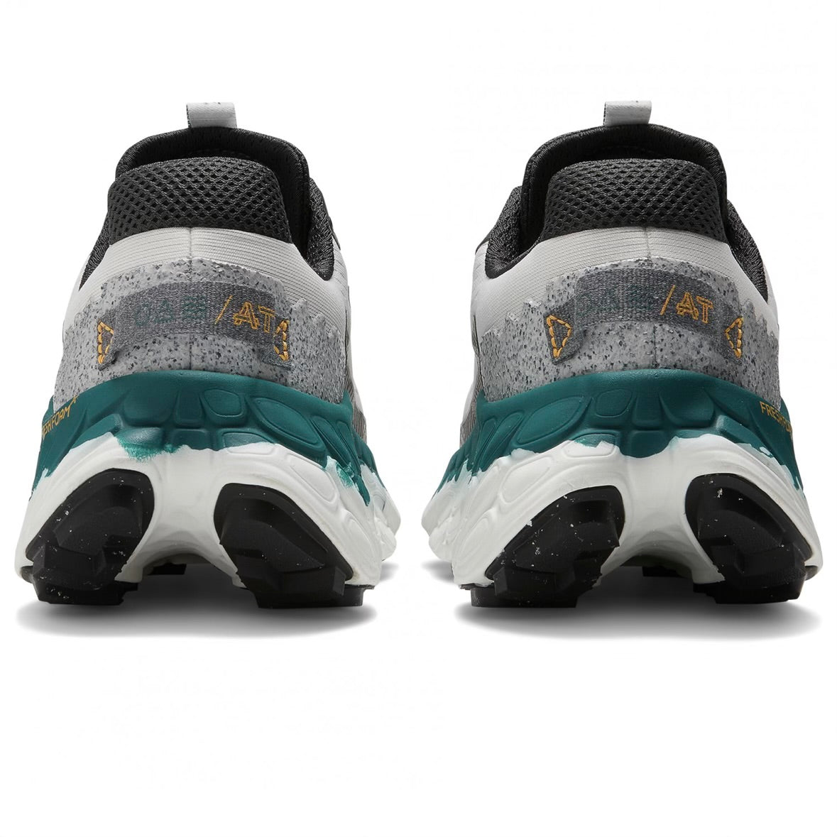 New Balance Fresh Foam X More Trail v3